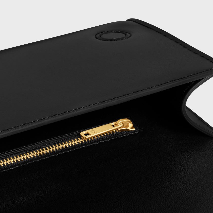 kiegészítők CELINE aszimmetrikus kuplung fényes borjúbőrből, mintával fekete nők J6P488279